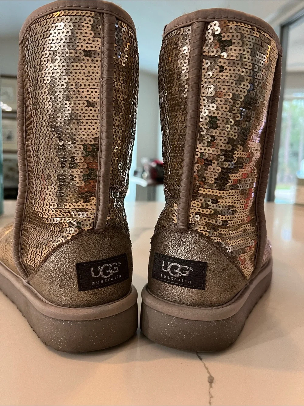 UGG Australia Classic Short Sparkles Silver Sequin Boots Women's 7